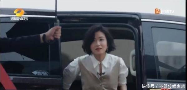 镜头|《乘风破浪》前几期中被三个镜头戳中,那是骨子里的礼貌和修养