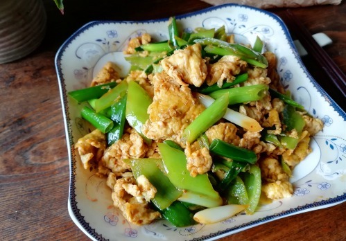 入少许盐|上班族晚餐,用鸡蛋搭配是首选,分享12道鸡蛋做法,天天吃都不腻