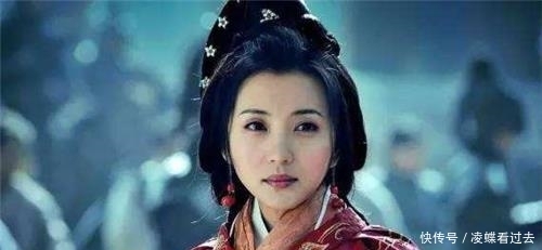 强制|中国海关拦住可疑的美国人,强制开箱检查,避免了我国3400万损失