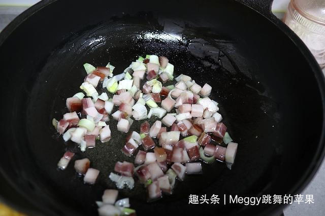 懒人|好香的懒人蒸饭,饭菜同时出,颗颗香到饭芯,不饿都能吃2碗