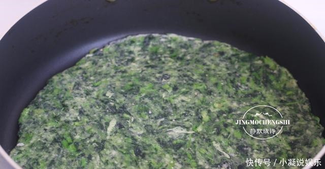 吃法|我家最爱的菠菜吃法,不炒也不拌,又香又软,一次一斤不够吃