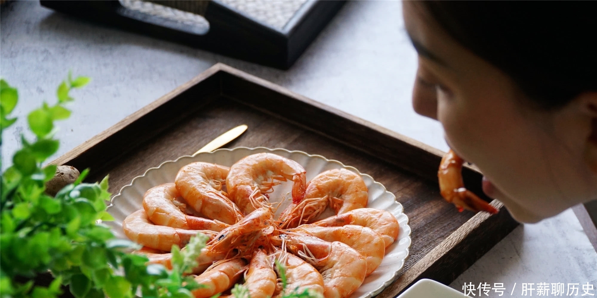 菜市场|菜市场买虾,如何分辨海虾和养殖虾?老渔民告诉你区别,原来如此