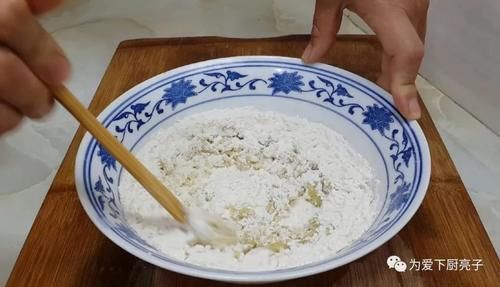 个个|中秋节月饼别买着吃了,锅里烙一烙,个个香酥又掉渣,没烤箱也能成功