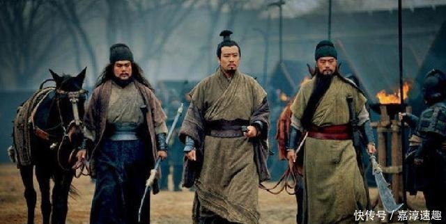 得一可安天|刘备拥有卧龙和凤雏两大法宝, 又得人心, 为何没能一统天下