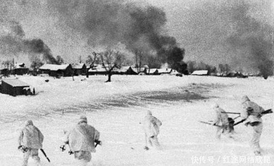 包围|莫斯科战役中，苏联已被德军团团包围，为何斯大林却选择坚守阵地
