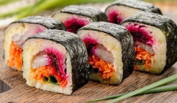 米饭的做法|同是做米饭日本做成寿司,韩国做成饭团,而中国就厉害了