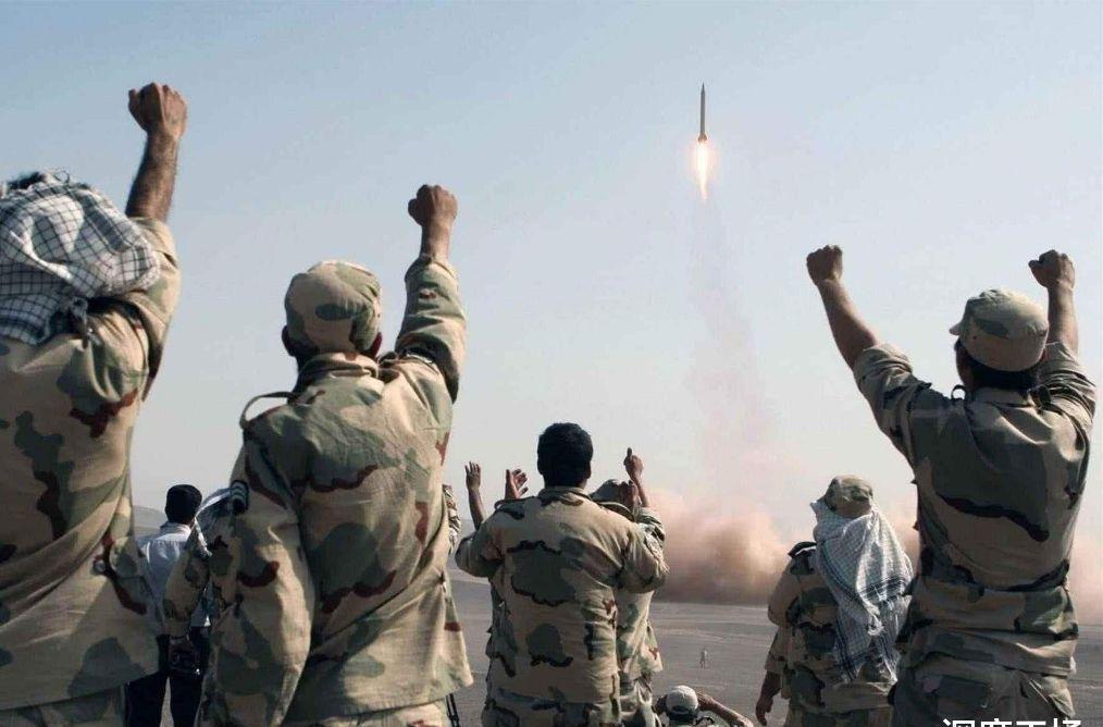 凌晨|多名美国特工凌晨越境,伊朗军队紧急出动围捕:边境响起猛烈枪声