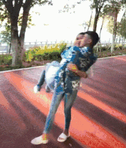 节目|搞笑GIF:这是一个很辣的节目