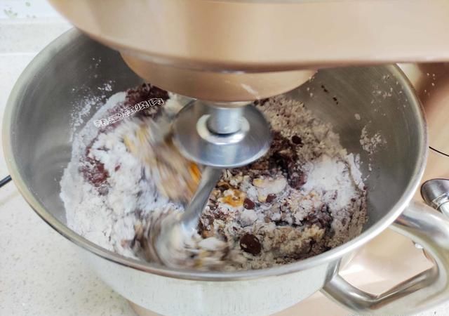 面包|辫子面包容易断筋,自打用了这办法,次次成功心情超好你也试试吧