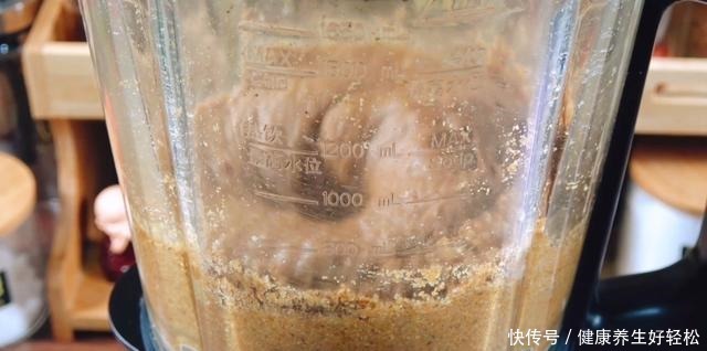 简单|芝麻酱怎么做,做法真简单,只需1斤白芝麻,做啥都好吃