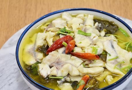 下锅|做酸菜鱼,酸菜别直接就下锅炒,多加3点,鱼汤鲜香肉嫩滑不碎