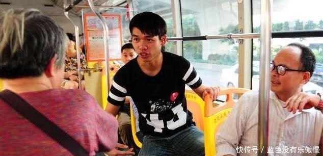 些老人|为什么越来越多的人不给老人让座了? 听听常搭公交的老人家怎么说