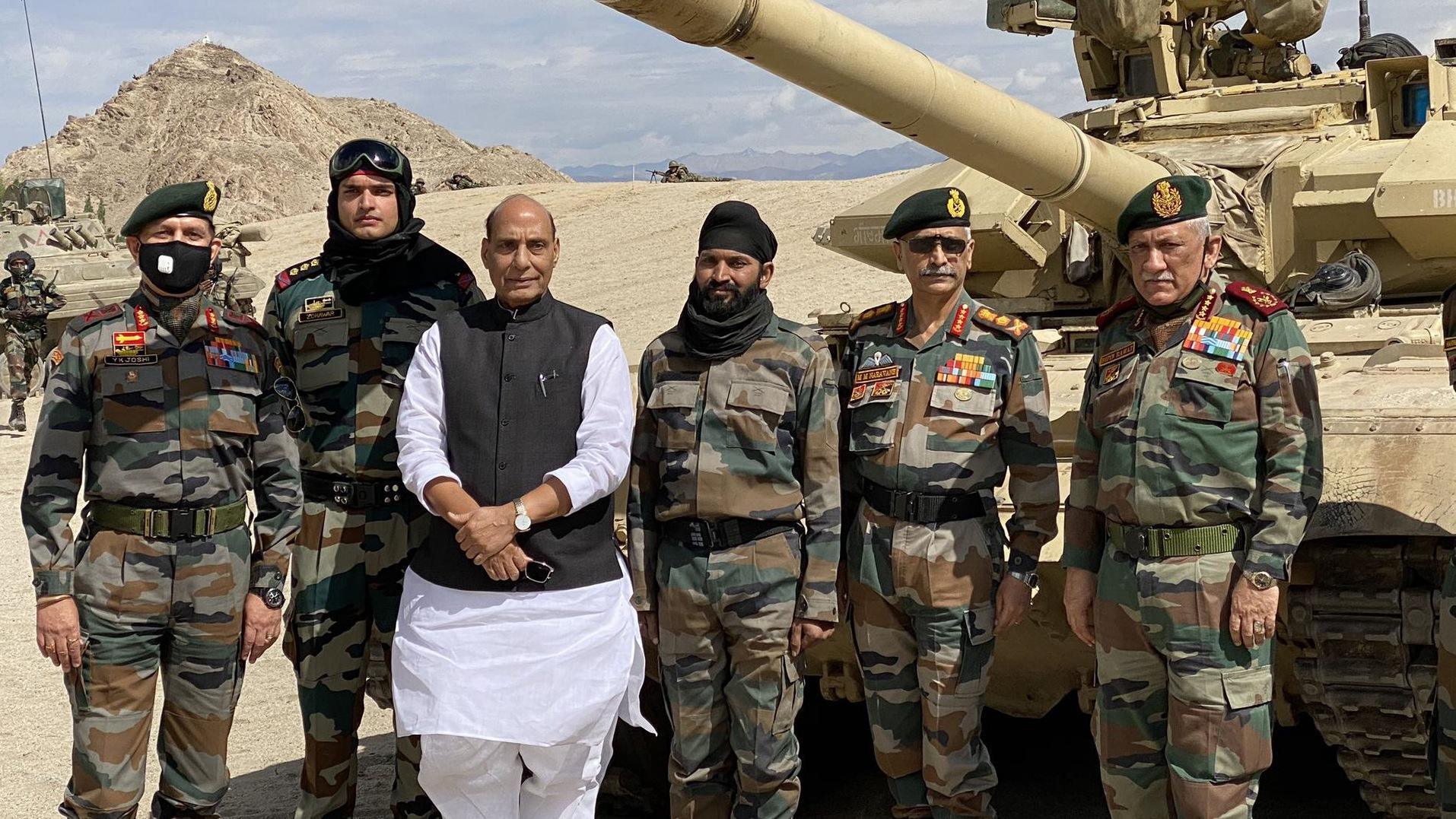 5架新战机抵达印度,印防长的话引发争议,