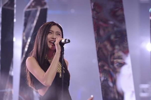 盛夏光|瞒着老公参加《好声音》,火了以后立马离婚,如今沦为路人没人识