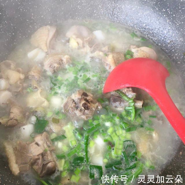 鲜贝|鲜贝炖土鸡腿,营养滋补,鲜美可口