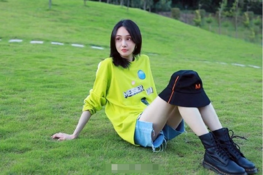 综艺|郑爽录制新综艺手机掉湖里,看到第一秒反应真的既心疼又好笑!