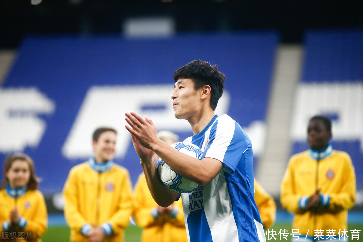 格里兹曼|心疼!沪媒安慰武磊,连续进球荒不是你的错,只怪队友太“独”了