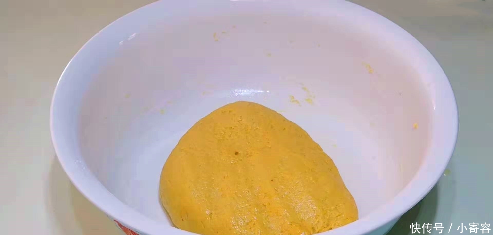 红薯|秋后要多吃红薯,教你秘制新吃法,不烙饼不蒸糕,吃一次就忘不了