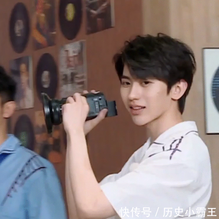 蔡徐坤|《奔跑吧》黄河篇阵容又改,蔡徐坤被新晋女星代替