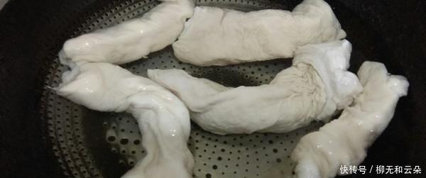 小厨房|超小厨房做炸辣椒香肠,两个大肠配配菜,一个胡椒粉,一个洋葱