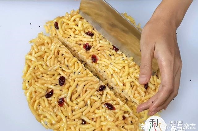 酥脆|教你在家自制沙琪玛,一学就会,香甜酥脆,味道超赞,比买的好吃