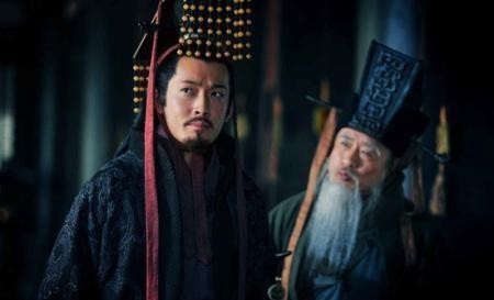 曹操|蜀汉为何不向南发展，而是执意北伐曹操，难道是大势所趋？