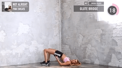 芭比|帕梅拉的身材完美的符合我们的标准,健身8年,没有练成金刚芭比