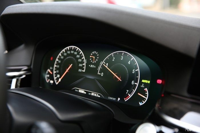 巅峰|宝马530Li尊享运动,宝马5系提车1周年纪念及1年用车体验