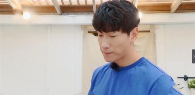 CP|赵丽颖调侃、黄晓明认证,《中餐厅》首对“奇奇怪怪的CP”诞生了