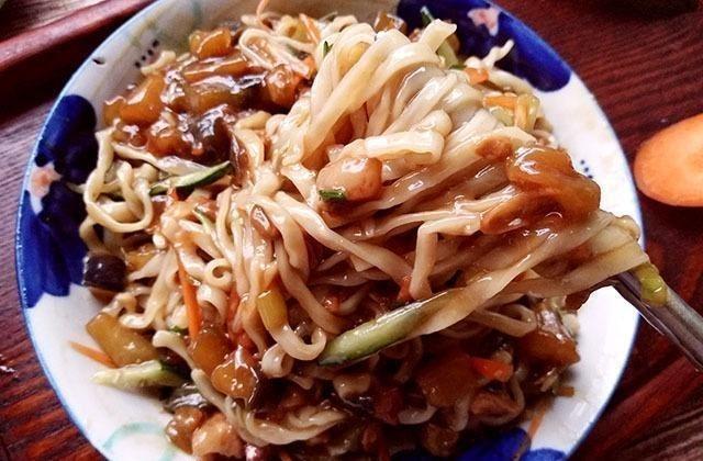 营养|这菜再不吃就下市了,炒一炒做成打卤面,吃起来真香