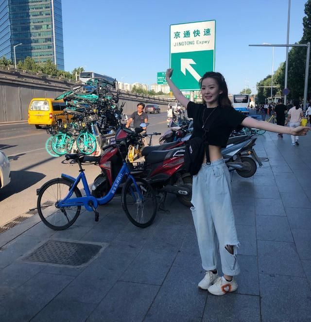 年度|《创造营》陈卓璇低情商出圈了!贡献年度金句:是我站得不够高吗