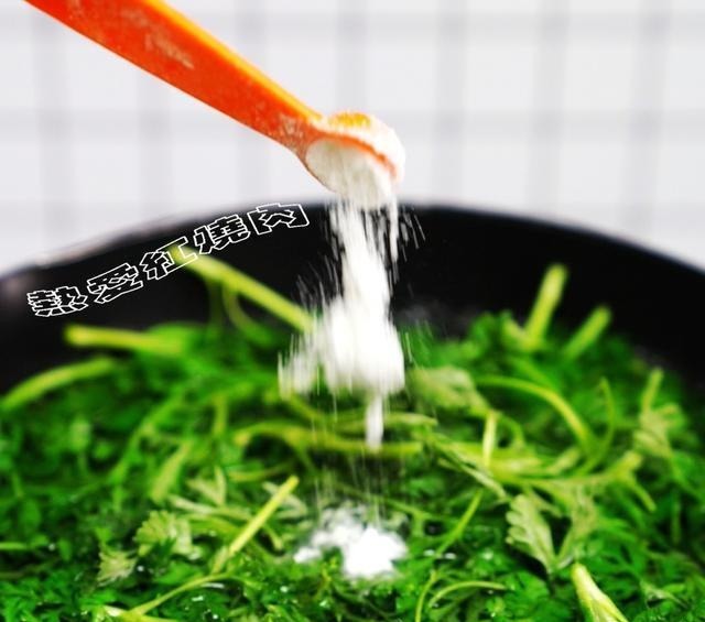 艾草|分享一个我常用的青团配方,照着做蒸好的保证不会塌,一次就成功