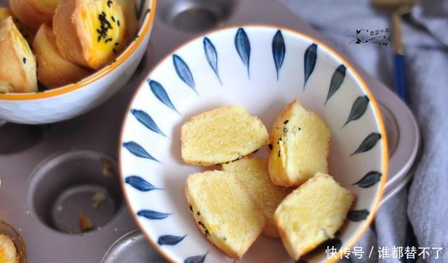 儿子|这饼奶香浓郁,又酥又掉渣,制作简单,成本又低,儿子太喜欢吃了