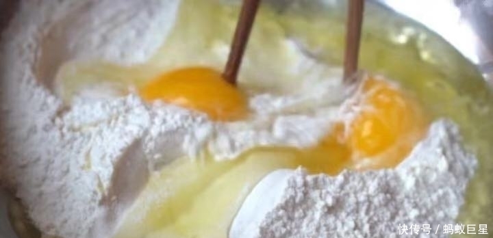  做法|它是我家最受欢迎的面食，我一周做3回，回回吃干净，还嫌做得少