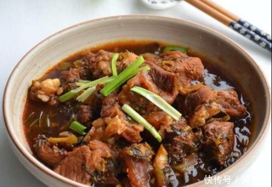 做法|美食推荐：蒜蓉蒸丝瓜、香辣炖牛肉、八爪鱼炒土豆、红烧豆腐做法