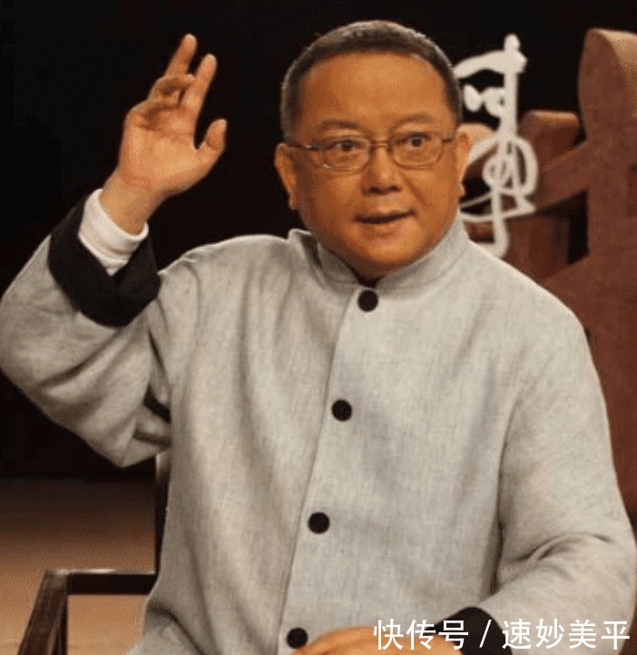 娇妻|儿子与孙子同岁,娇妻每月花销百万,难怪72岁王刚如今还在拍戏