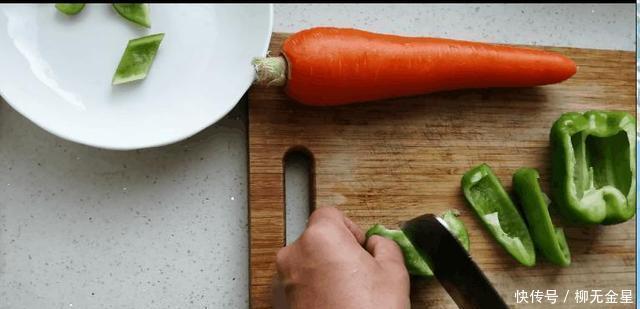 家人|改进鱼香豆腐,三个关键点,就让豆腐入味,色香味俱全,家人赞!