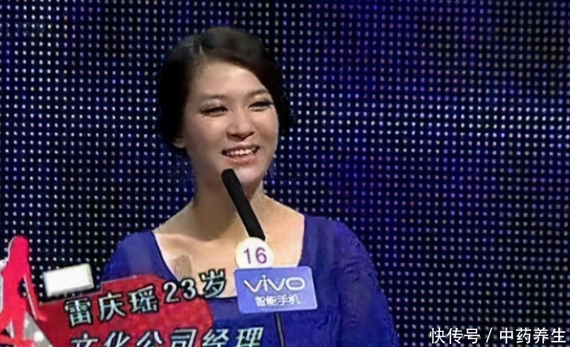  下台|《非诚勿扰》“无臂女孩”留灯，男嘉宾深情告白牵手，下台就分手