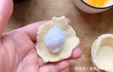 汤圆|酥脆可口的爆浆汤圆,芝麻鸡蛋汤圆三合一,好吃得不得了