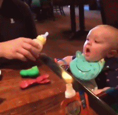 生活|搞笑GIF：大表哥以后的生活苦不堪言了！