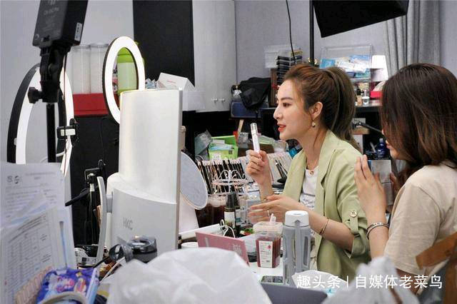 综艺节目|带货“直播女王”薇娅,上综艺节目引争议,她有怎么样的传奇经历