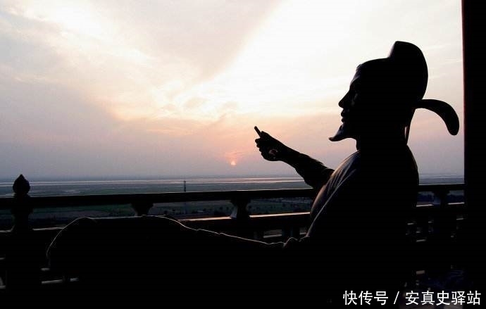 唐玄宗|历史为何优待唐玄宗？文官们的那支笔，可是真损
