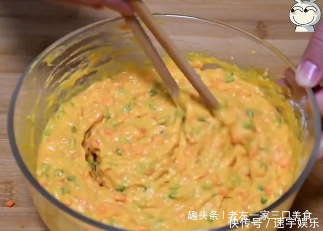 简单|南瓜别做南瓜饼了,教你1个新吃法,简单又美味,上桌瞬间被抢光