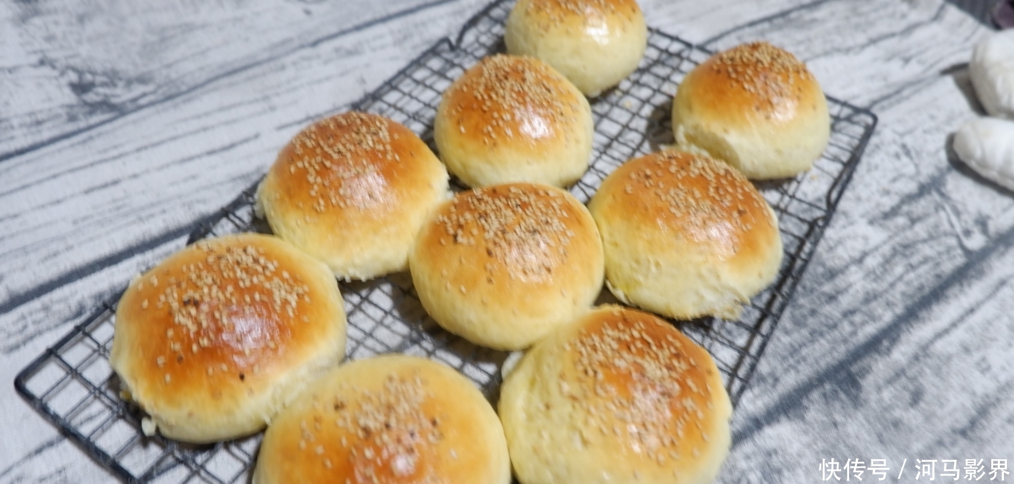 中筋面粉|无糖版的普通的中筋粉汉堡包就是这么简单