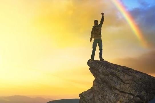 很穷|当你很穷还被人看不起的时候,记住这四句话