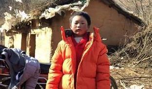 反骂|“冰花男孩”申请贫困户遭拒，父亲发博卖惨，却被反骂吃相难看