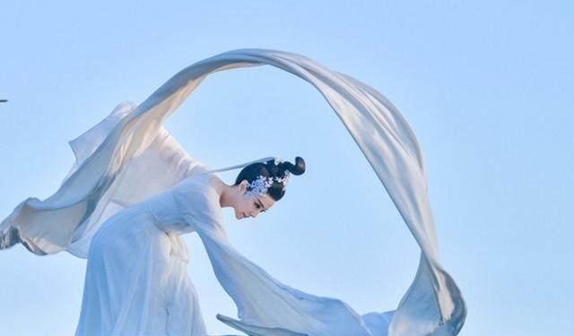 为啥|杨贵妃体重近140斤，为啥唐玄宗还那么宠爱她？这3点无人能比