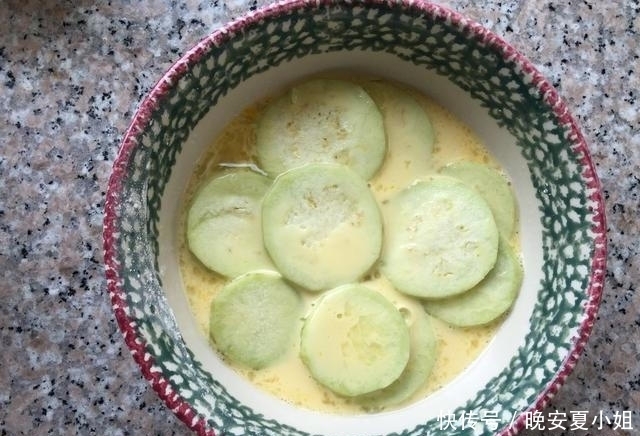 萝卜|入秋后,萝卜水果靠边站,不如吃茄子,简单一炒,比肉都香