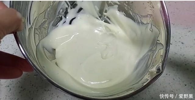 蛋糕|用平底锅就能做出很绵软无油、低糖的蛋糕饼,大人小宝宝都可以吃