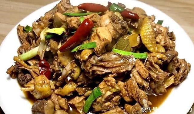 腥味|炒鸡时,别再傻傻直接炒,教你一招,不放一滴水,鲜美好吃无腥味